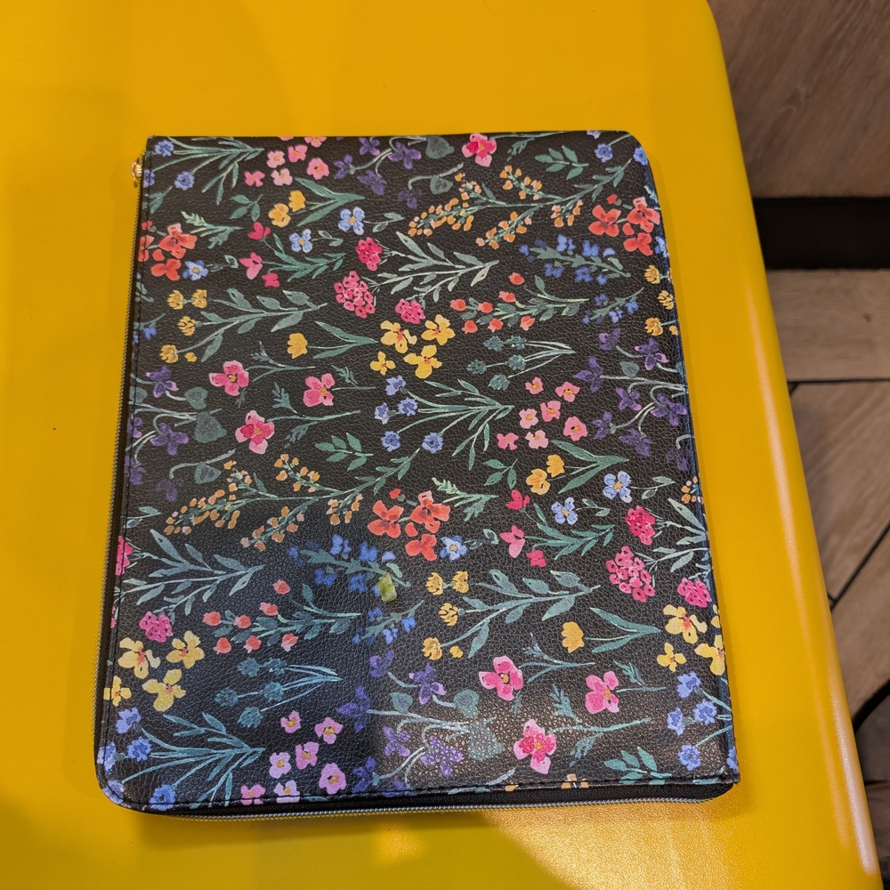 Floral Patterned Zippered Work Pouch